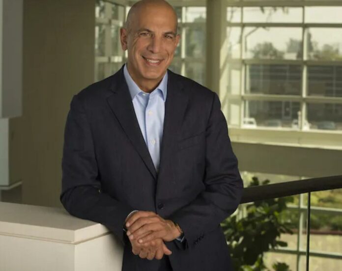 Photo of Mike Mussallem