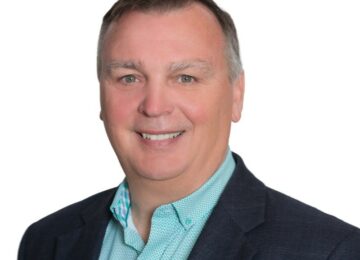 Accurate Background Expands into UK