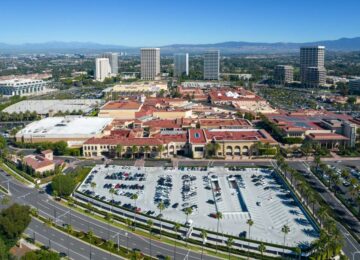 Fashion Island Expansion Plans for Luxe Jeweler