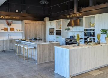 Howard’s Opens New Experience Center in Tustin
