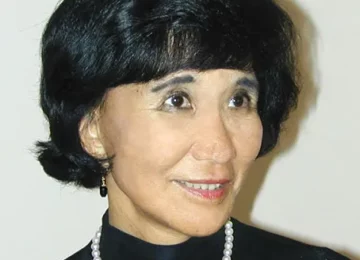 OC500 – COMMUNITY: ADELINE YEN MAH