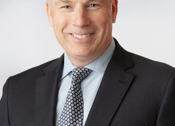 FINANCE/BANKING: DARRYL BUTTON