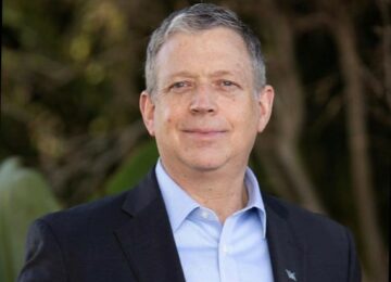 HOSPITALITY/FOOD: GEORGE MUNZ