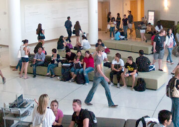 STARTUPS & INNOVATIONS