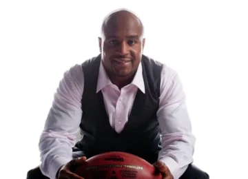 OC500 MEDIA, SPORTS: DONTE WHITNER