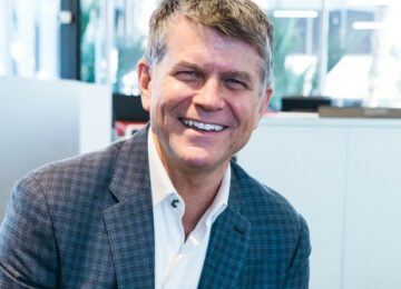 SERVICES/ACCOUNTING/INSURANCE: JOE LOZOWSKI