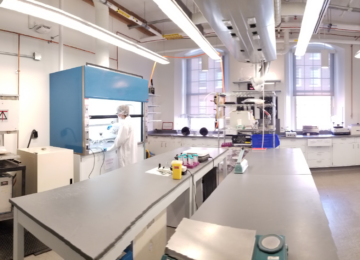 Pacific Dental Invests in ‘Bone Glue’ for Implants