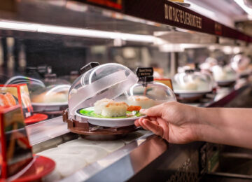 Kura Sushi USA Utilizes Rewards and Digital