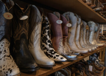 Boot Barn Fiscal Q4 Sales Soar 17% 
