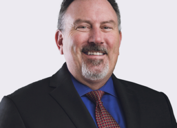 On the Move: Kevin Middleton Promoted to Branch Banking Regional Manager