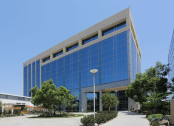 Canon Explores 75K-SF Lease at Google Center