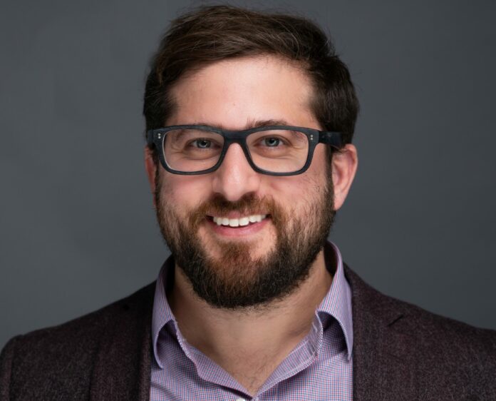 Hrag Hamalian Headshot_23