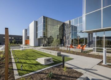 Orange County Banks See Assets Fall 1.6%