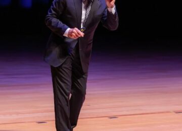 Chapman: US Skirts 2023 Recession, Danger Remains