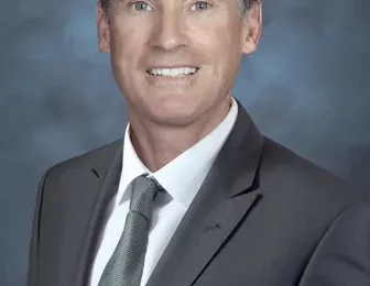 Alliant’s Corbett Steps Down as CEO After 30 Years