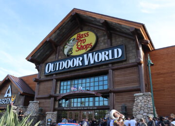 Bass Pro Shops Opens in Irvine