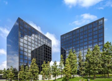 Employment at OC Management Consulting Firms Dips 1%