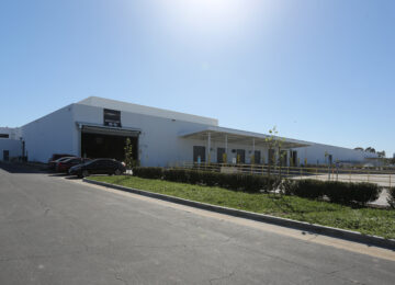 Amazon Closes Irvine Facility