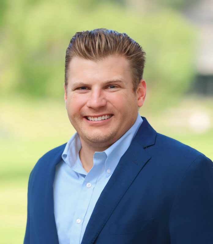 Max Lewandowski_Cropped 10-24 Max Lewandowski Headshot