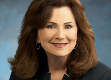 On the Move: South County Outreach Recognizes Cheryl Flohr for Her Service