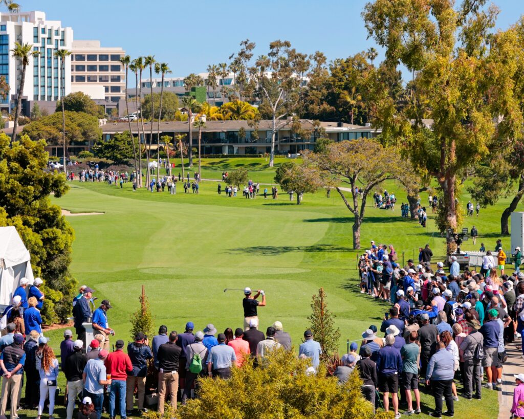 Newport Beach Weighs 78-Home Golf Course Project Newport Beach Weighs 78-Home Golf Course Project