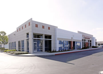 Buchanan Buys 16-Bldg Complex in Lake Forest