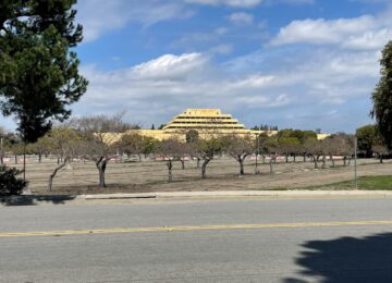 Hoag Hospital Secures Future Expansion with Ziggurat Win