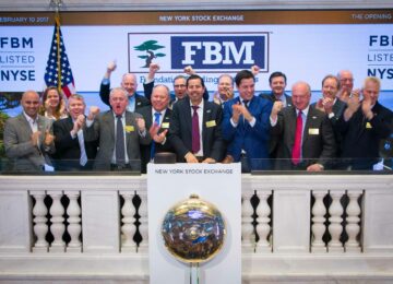 Lowe’s Buys Santa Ana Distributor for $8.8 Billion