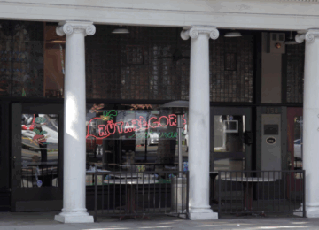 Landmark 47-Year-Old Tustin Restaurant Closing