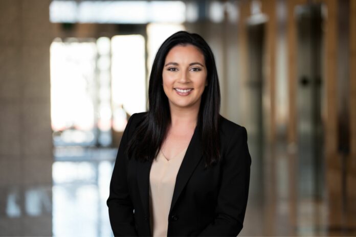 Lauren Bradshaw Lauren Bradshaw