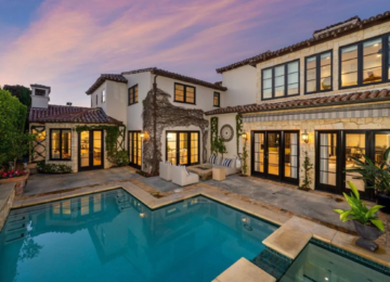 Lido Isle Home on Rare 70-Foot-Wide Lot Sells for $10 Million