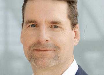 On the Move: Ronald McDonald House® Orange County (RMHOC) Welcomes Aaron Teats as New Board of Trustee Member