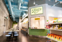 Chef Sang Yoon Opens Tiny’s Burger at South Coast Plaza